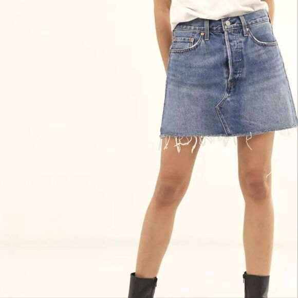 Levis NEW TAGS Raw Hem High Rise Skirt 6 - Picture 3 of 11